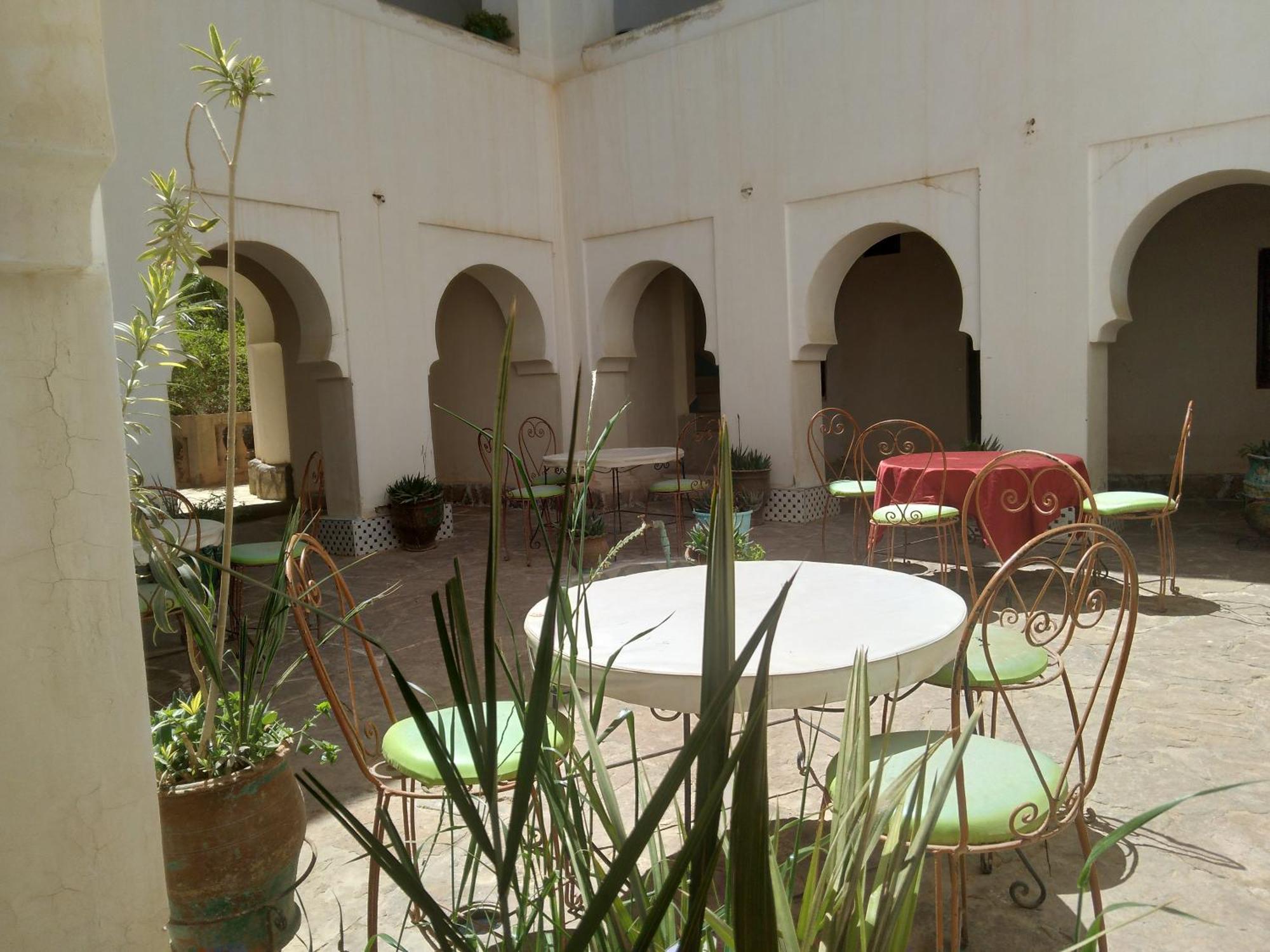 Hotel Et Restaurant Riad Amodou Tinghir Buitenkant foto